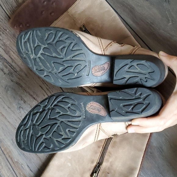 Born Women Two tone Leather Studded Tall Western Boots Ankle zipper shoes - Picture 8 of 13